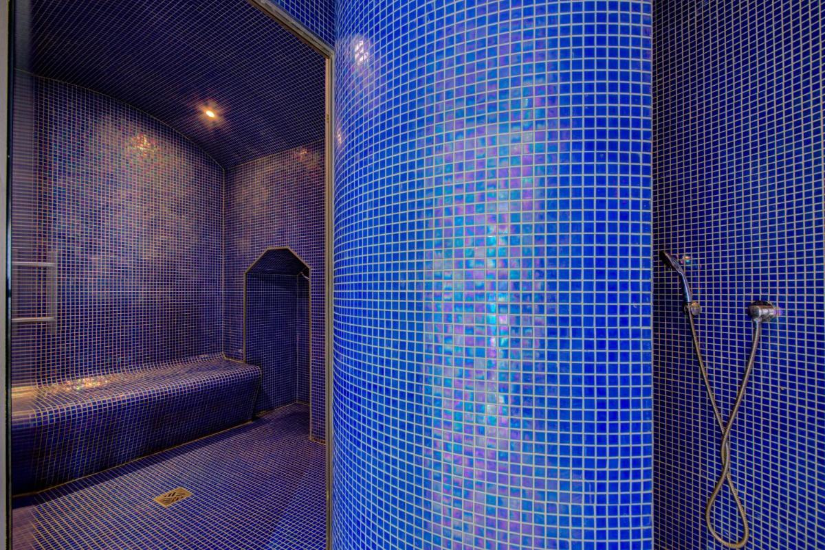 Salle de bains dans l'établissement Hotel Bastide & SPA - Villa de Lourmarin