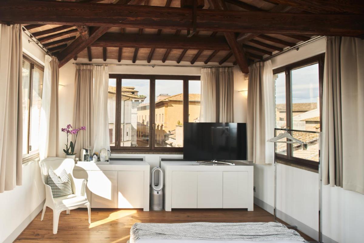 B&B Le Logge Luxury Rooms - Housity