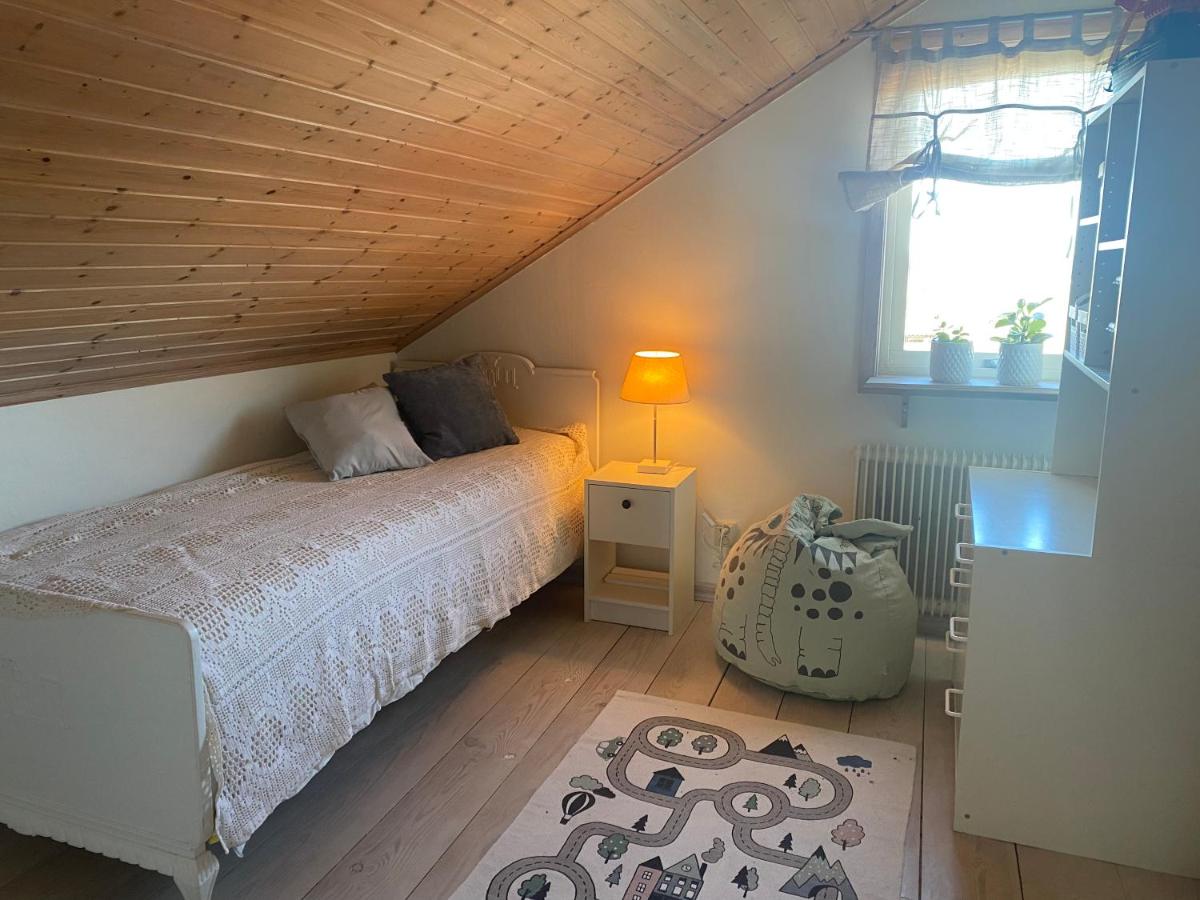 Persgård lägenhet övervåning - Housity