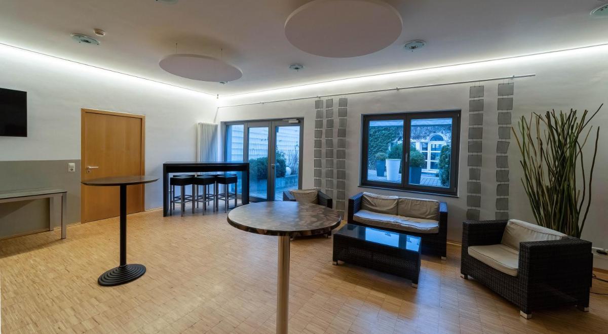 Hotel Feyrer - Housity