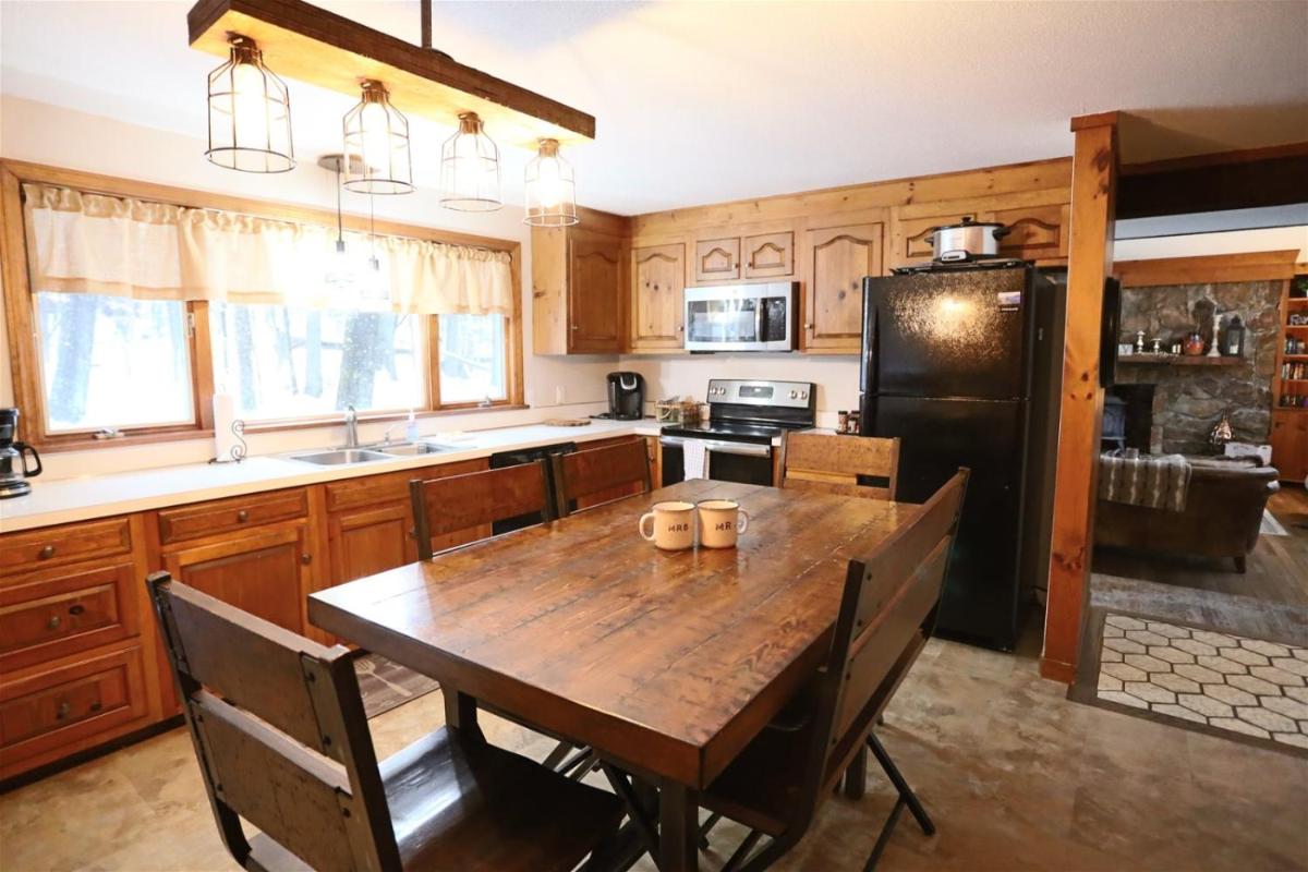Four Bedroom Pet Friendly Vacation Home In Waterville Estates, Nh! - Wb500e - Housity