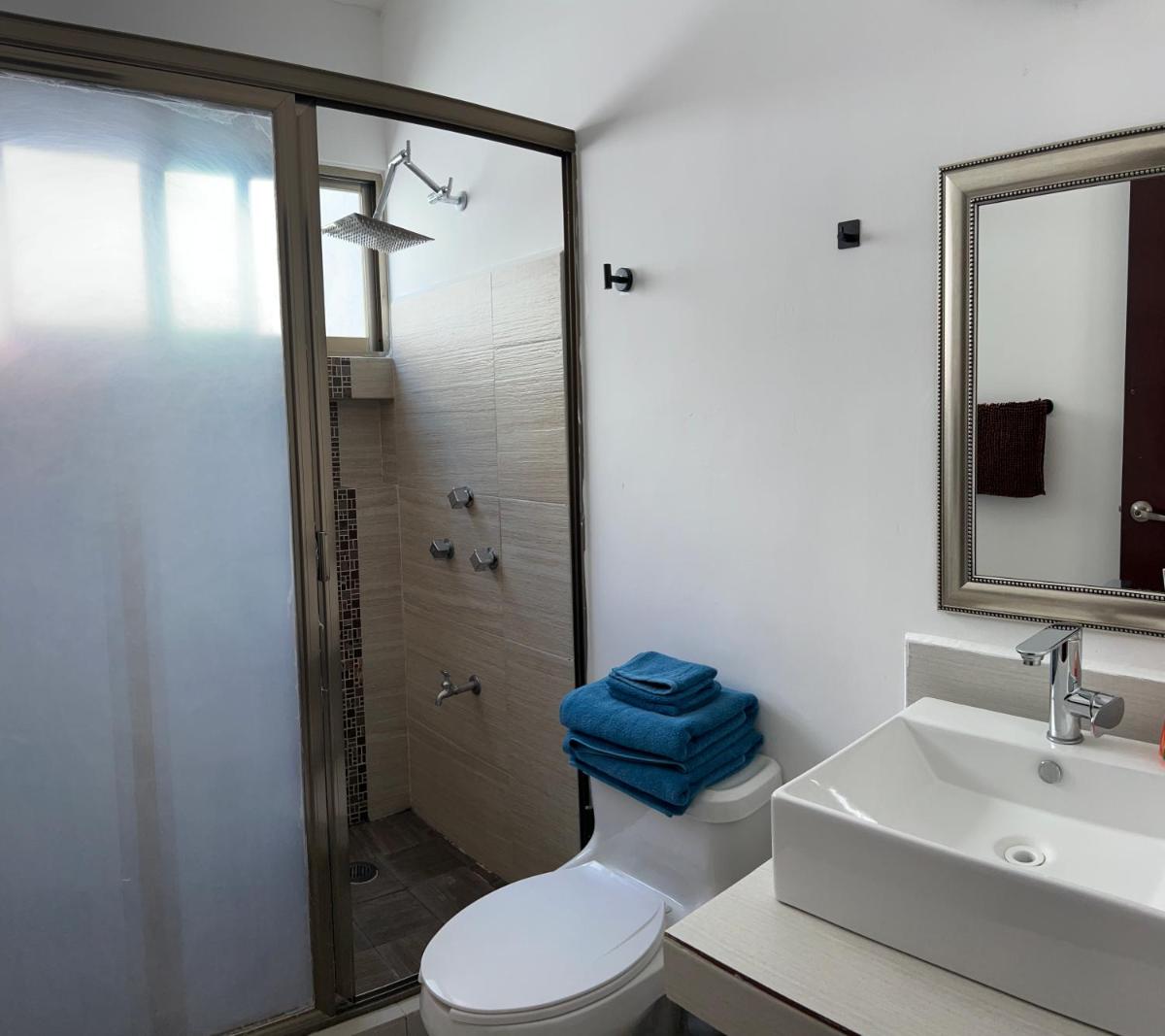 Hermosa CASA con ALBERCA PRIVADA1 - Housity