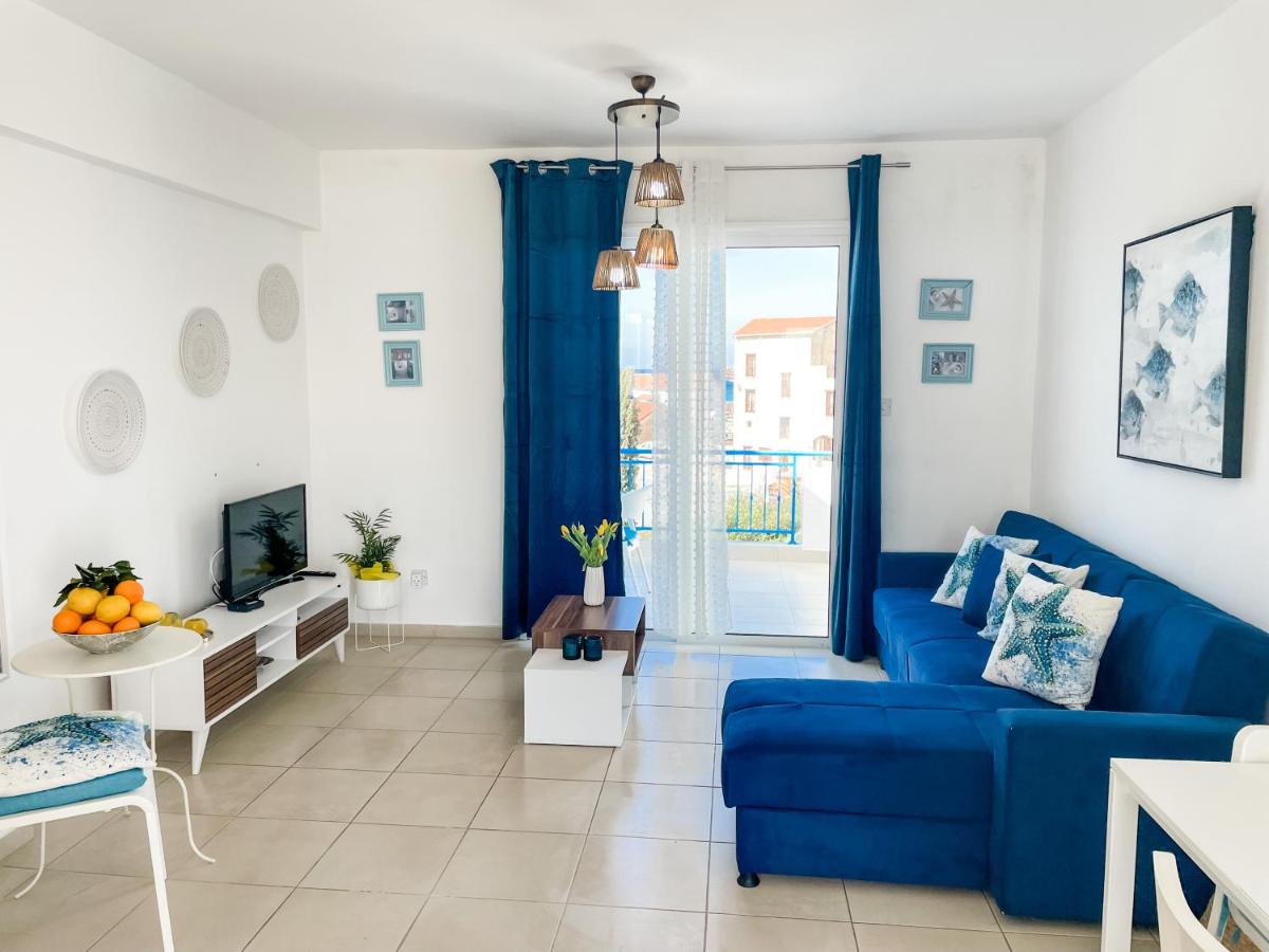 Blue Lagoon Latsi Centre - Housity