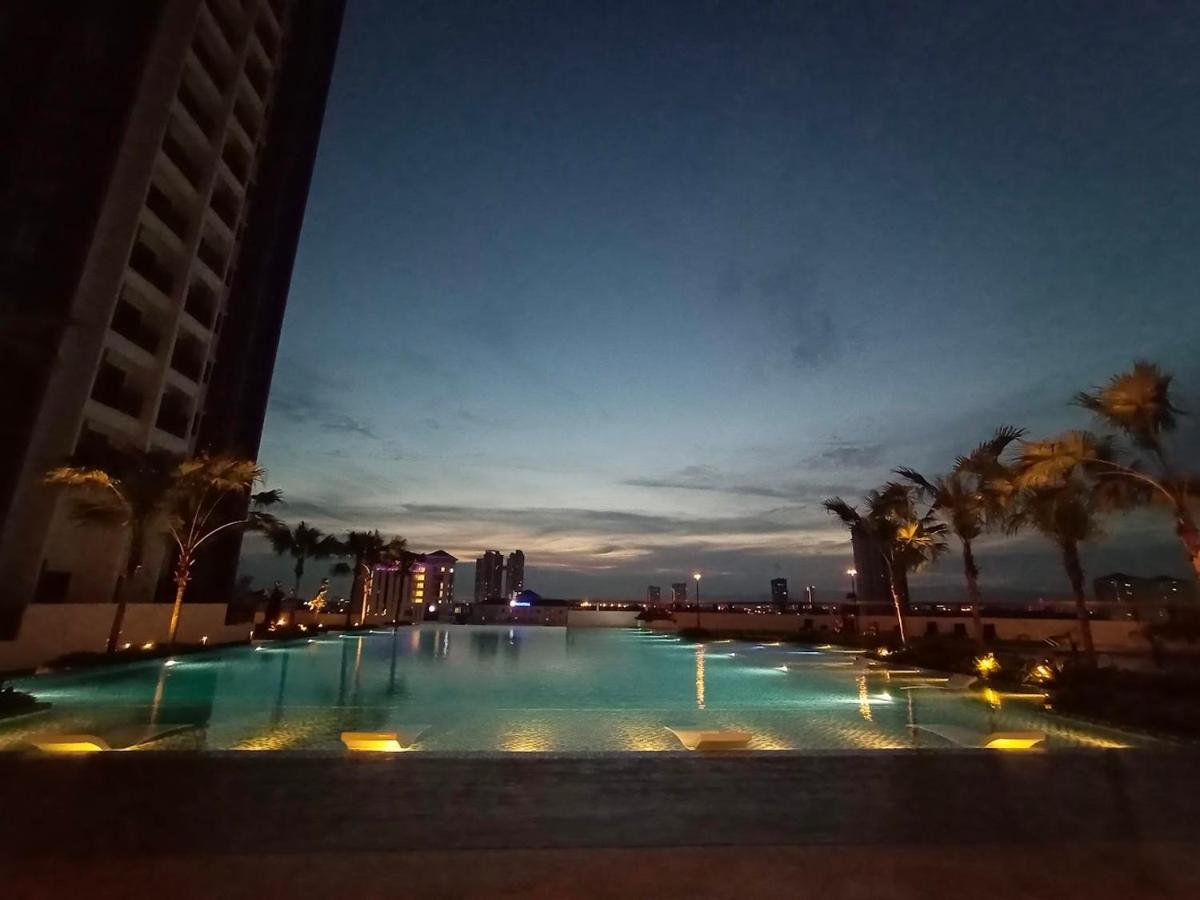 Suitetrails - Metropol Serviced Apartment - Bukit Mertajam