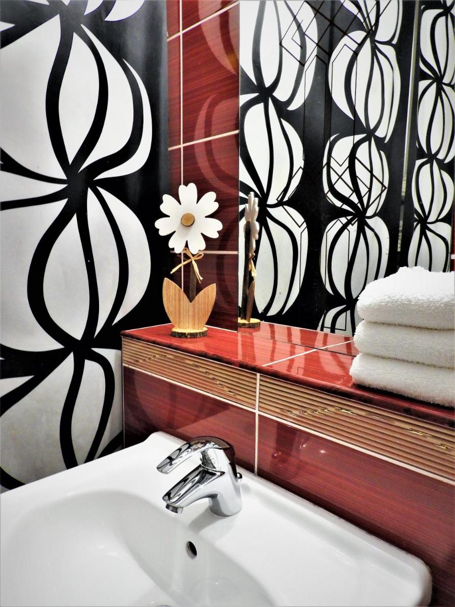 Léna Apartman - Eger - Housity