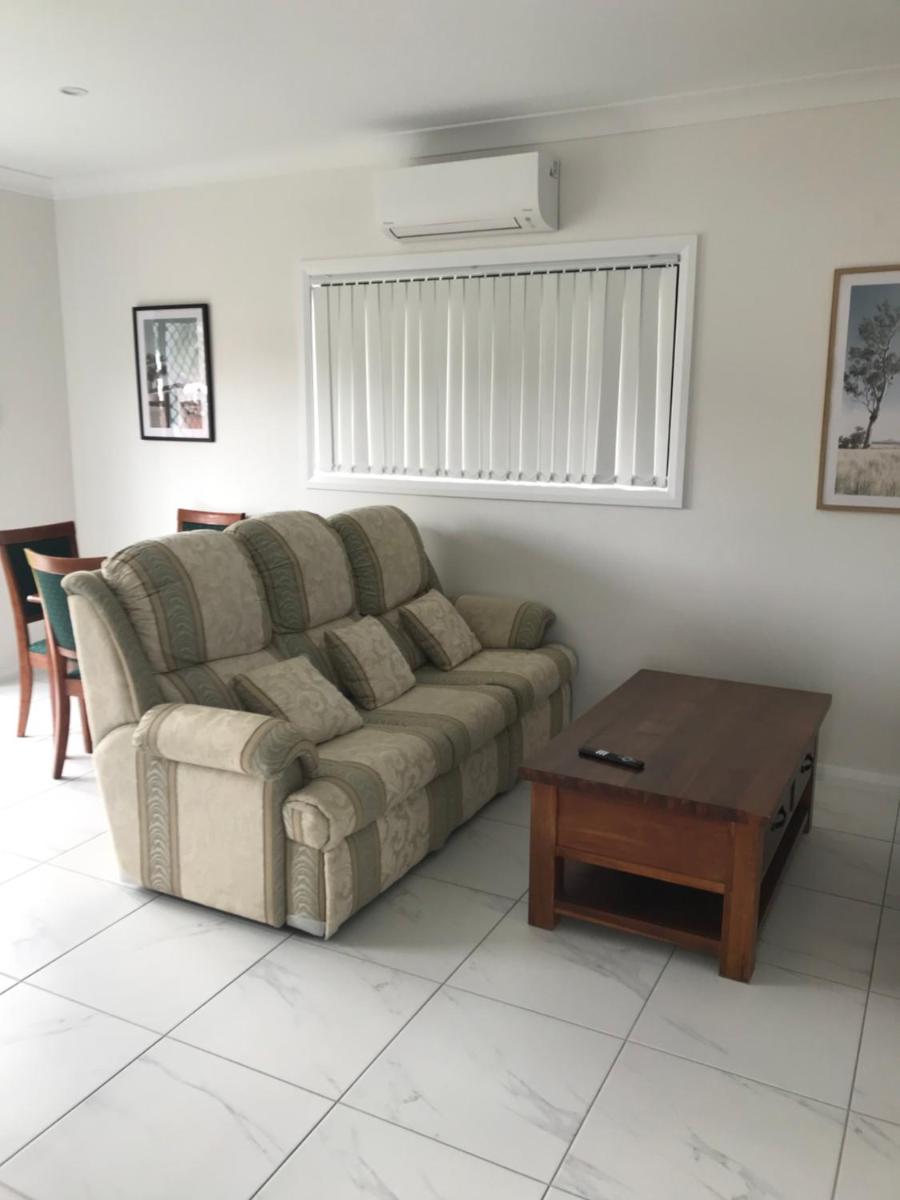 Fragrant Home-68A Brand New 2 rooms House with beautiful private garden and entrance,5G wifi - Housity