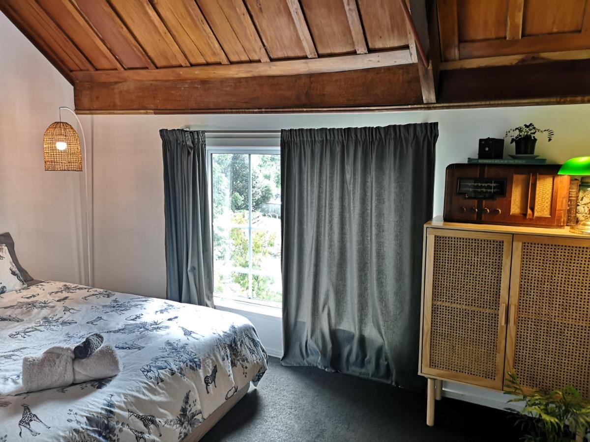 Suitetrails - The Gisborne Club - Boutique accommodation