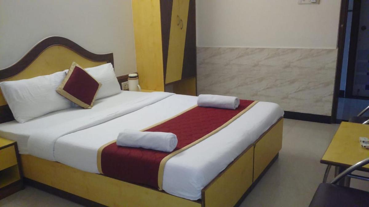 Ganga Sagar Hotel - Housity