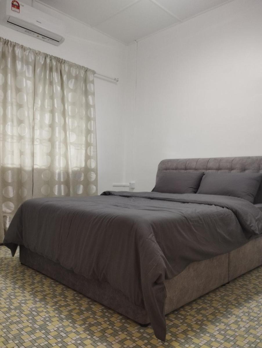 Batu Pahat Taman Banang Homestay - Housity