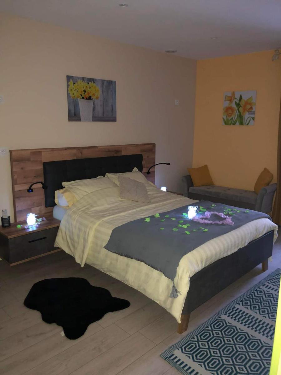 Jonquille Chic La Piccola Venezia - Housity
