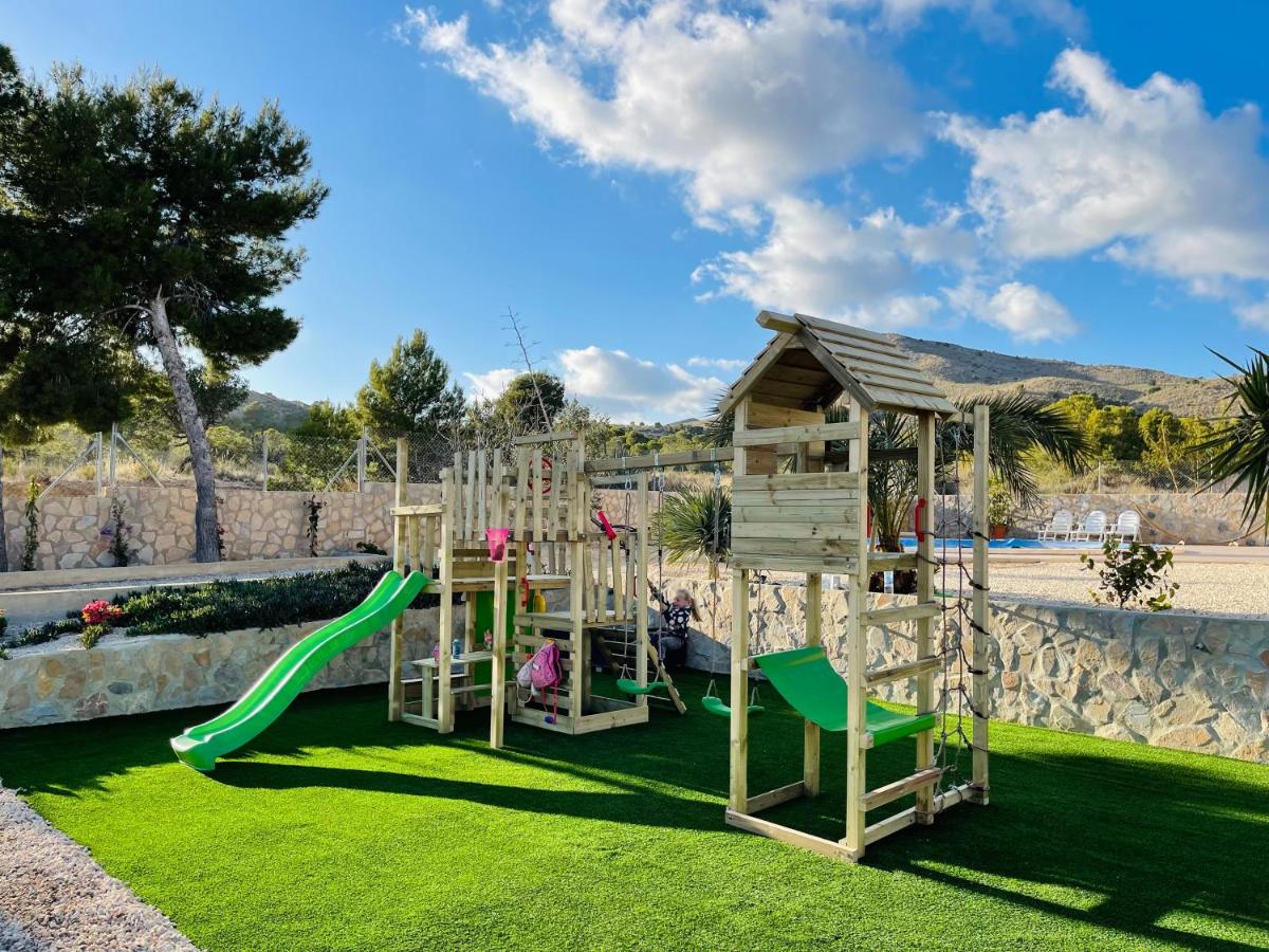 Charmante Villa avec piscine montagne/plage - Housity