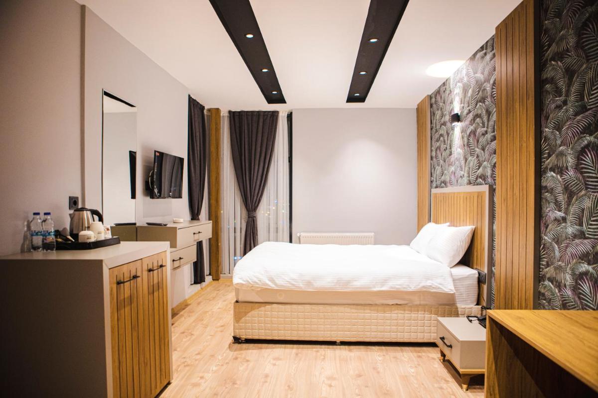 Suitetrails - Arad Otel