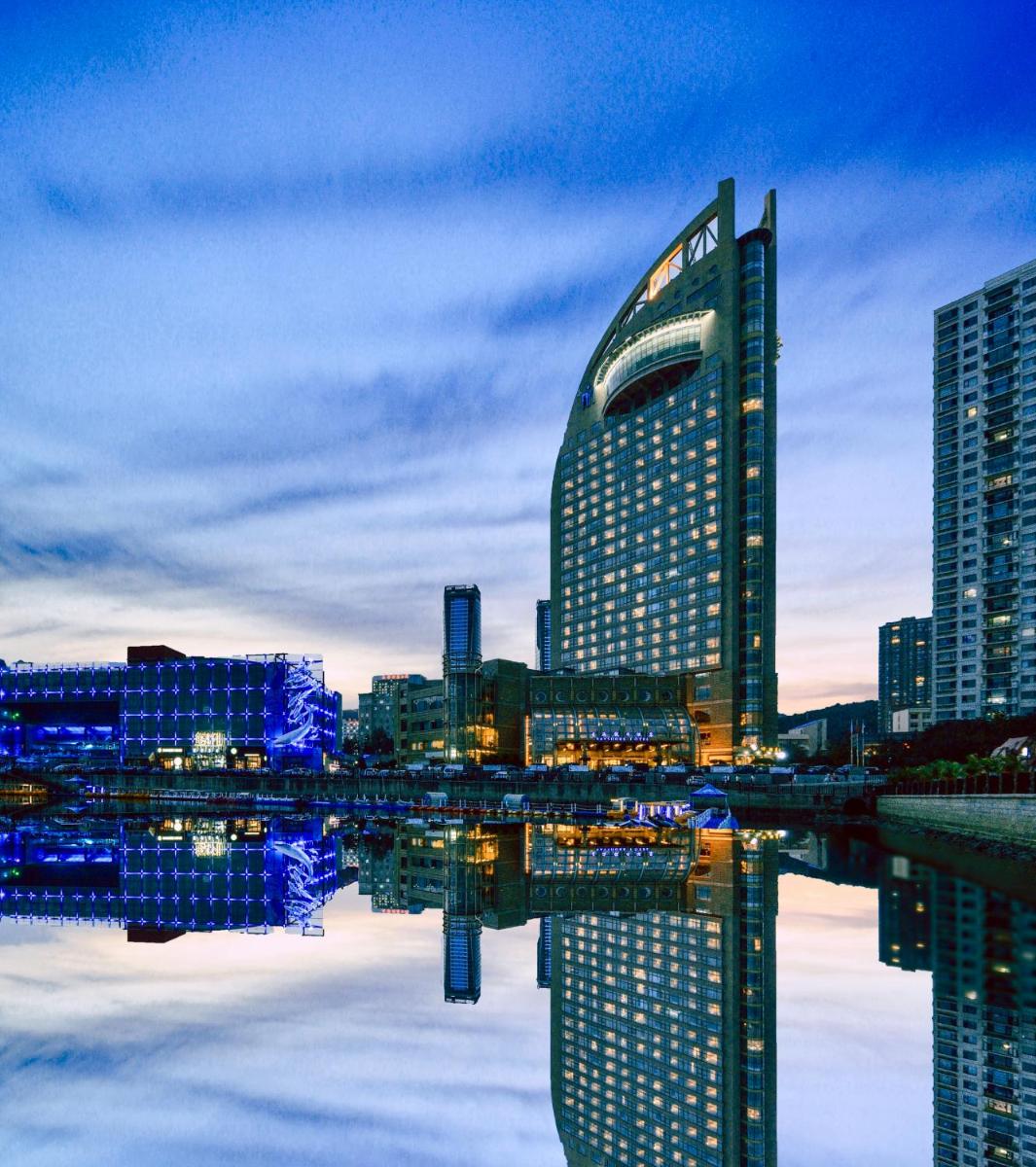 Suitetrails - Bayshore Hotel Dalian