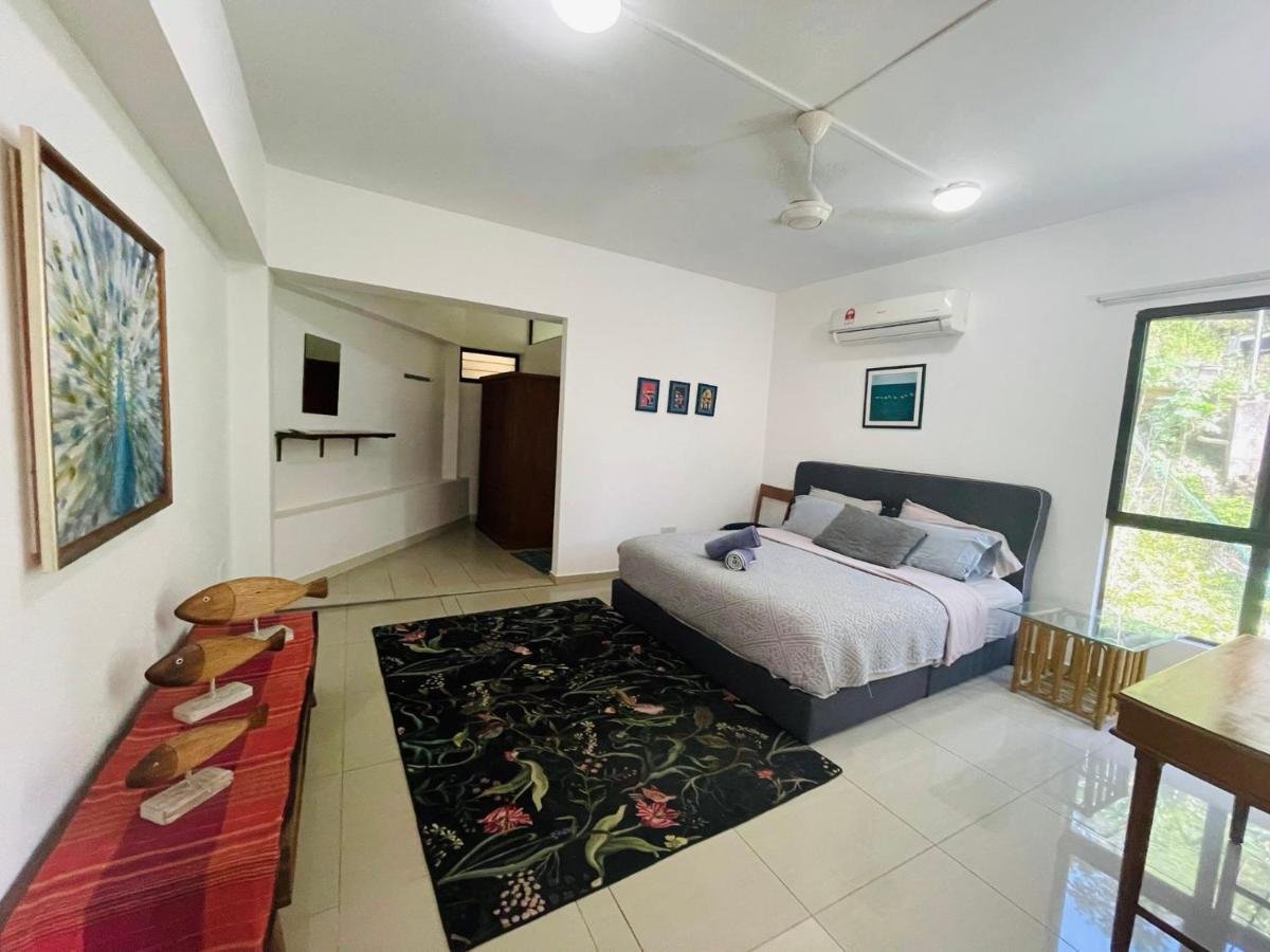 KK Jungle Hideaway Lovely Apartment 5 mins walk to town - Housity