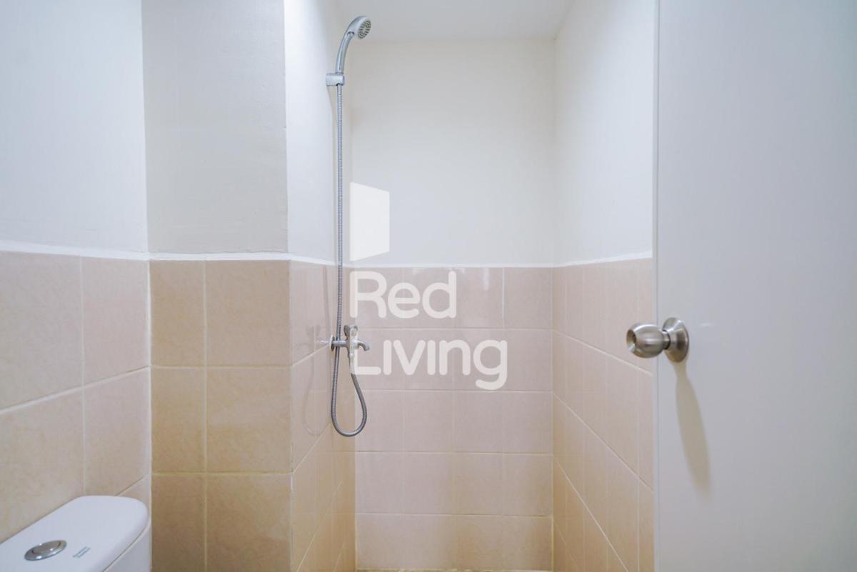 RedLiving Podomoro Golf View Apartemen - Skyland Tower Balsa - Housity