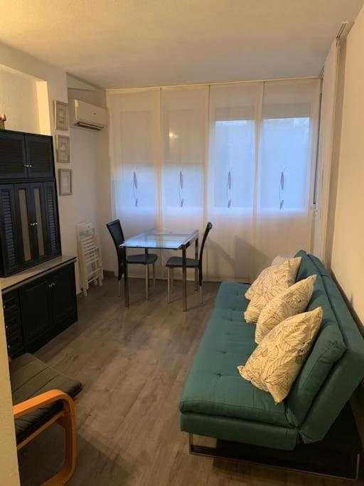 Apartamento en carihuela - Housity