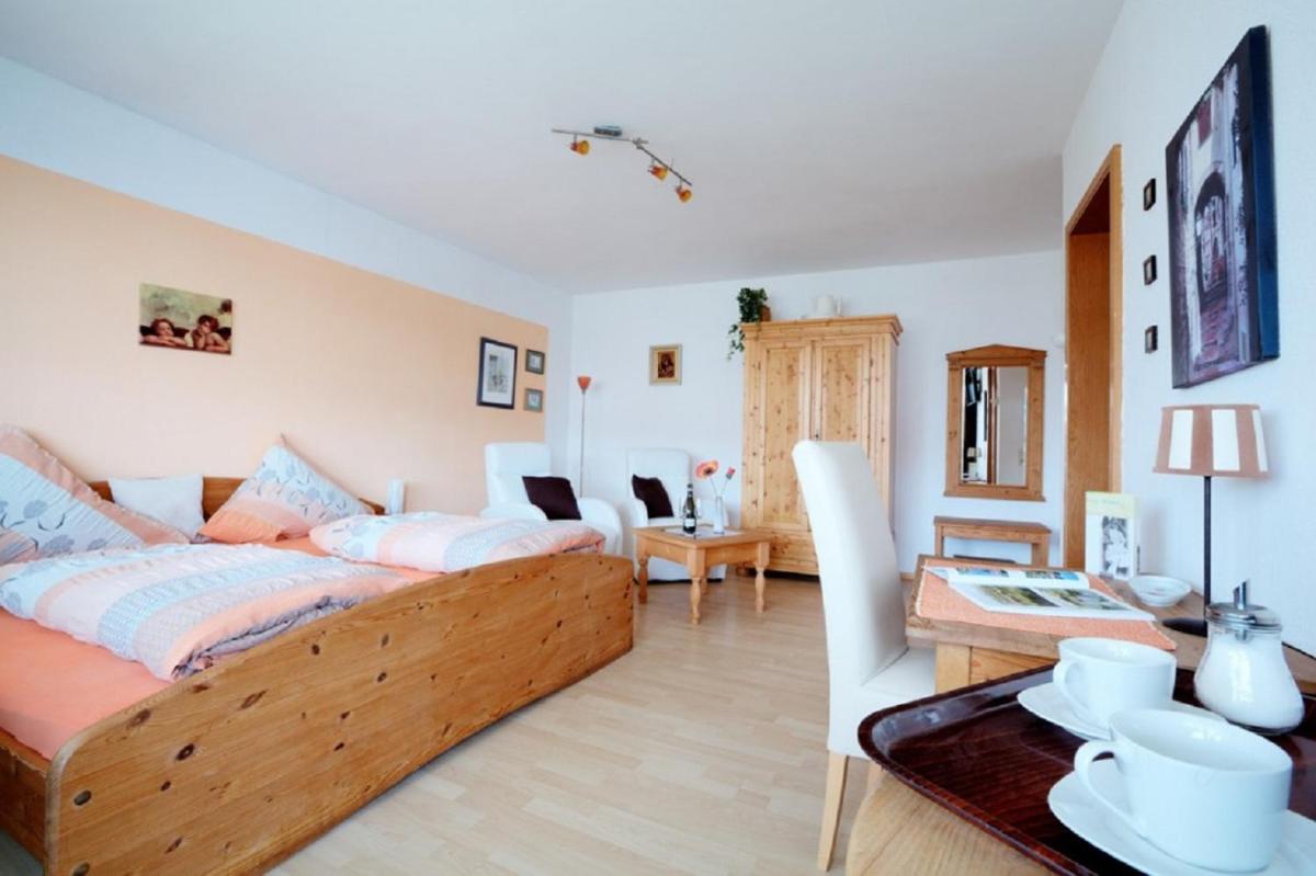 Pension Merbald - Housity