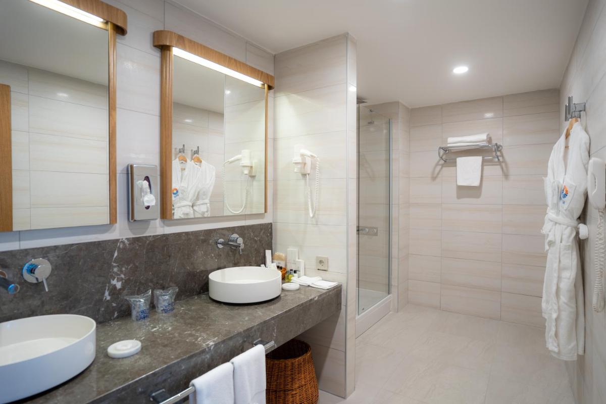 Suitetrails - Grand Hotel Ontur Cesme