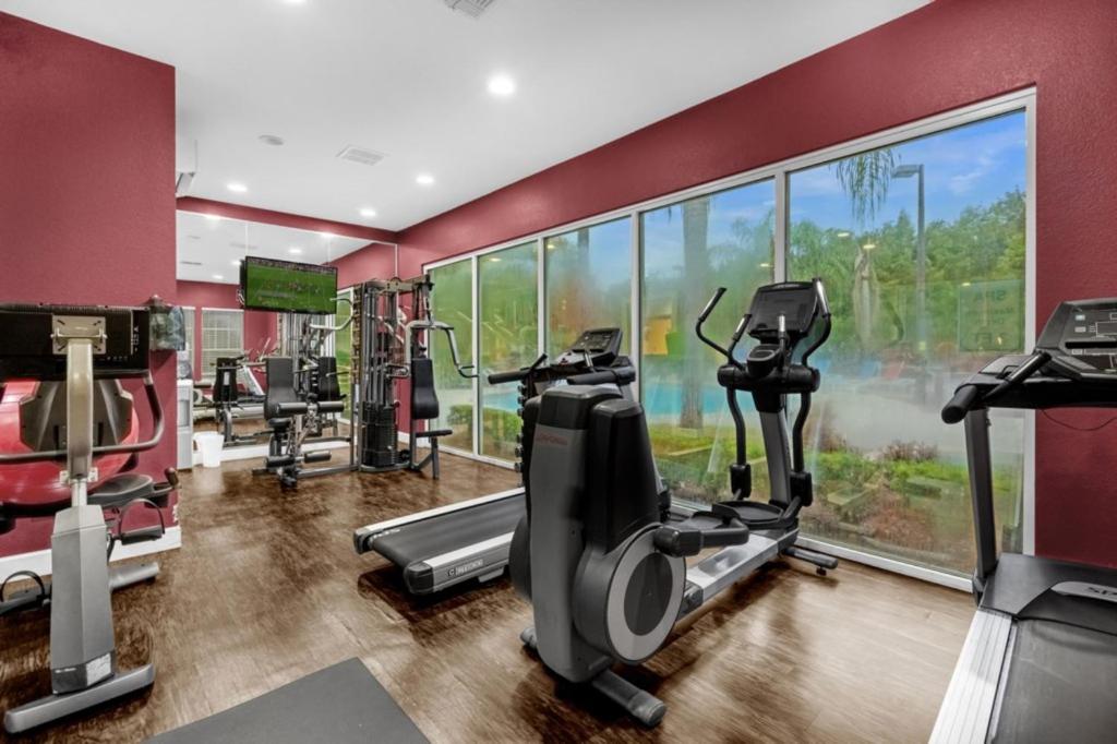 3 Bedrooms - 2 Bathrooms - Lucaya Village 16-106 - Housity