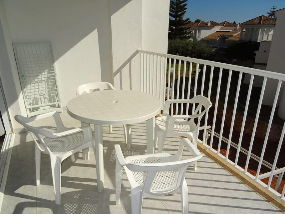 AL203 céntrico, piscina y garaje AL203 - Housity