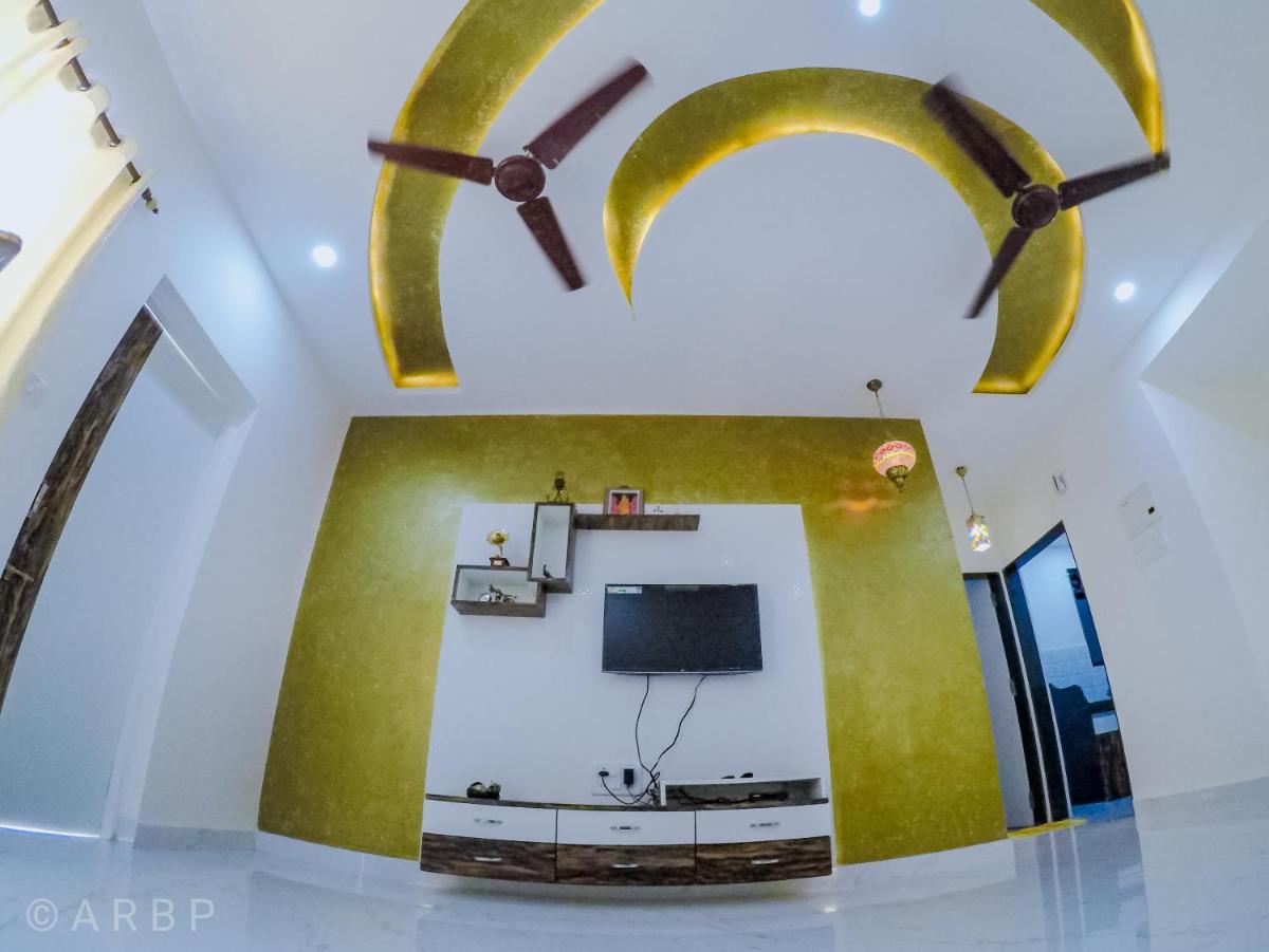 Moroccan Suite Calangute Beach Vibe - Housity