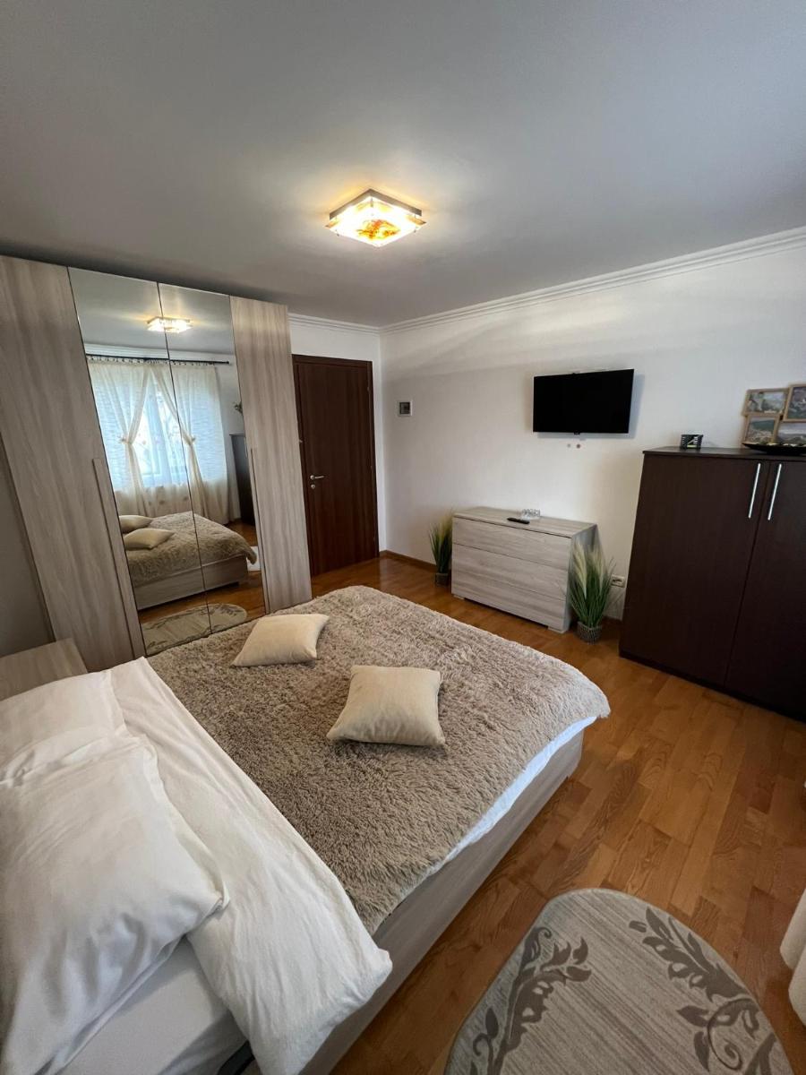 Suitetrails - Apartament Crina
