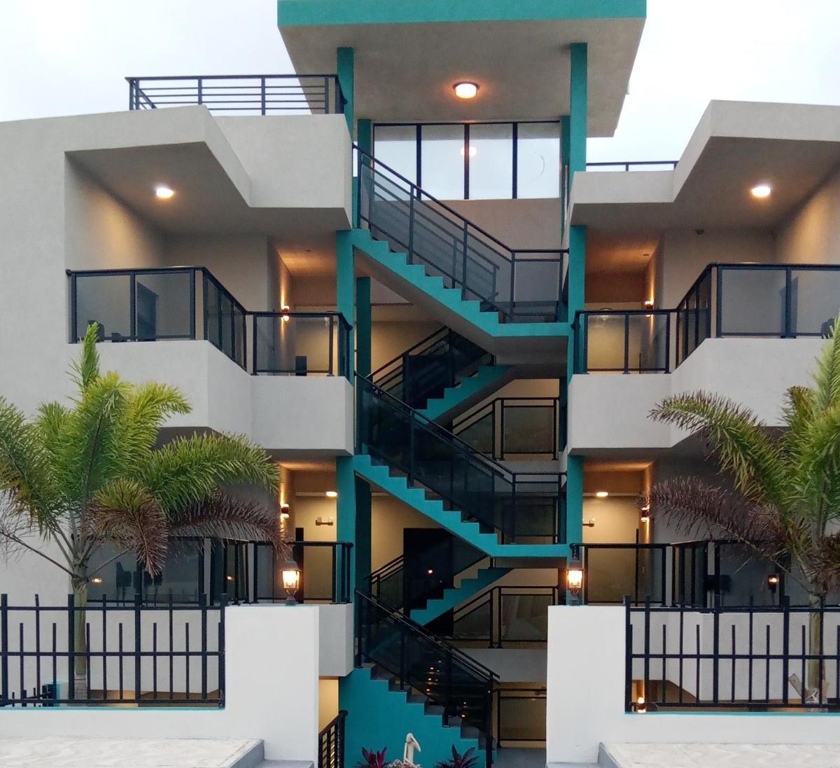 Hillsboro Condominiums - Housity