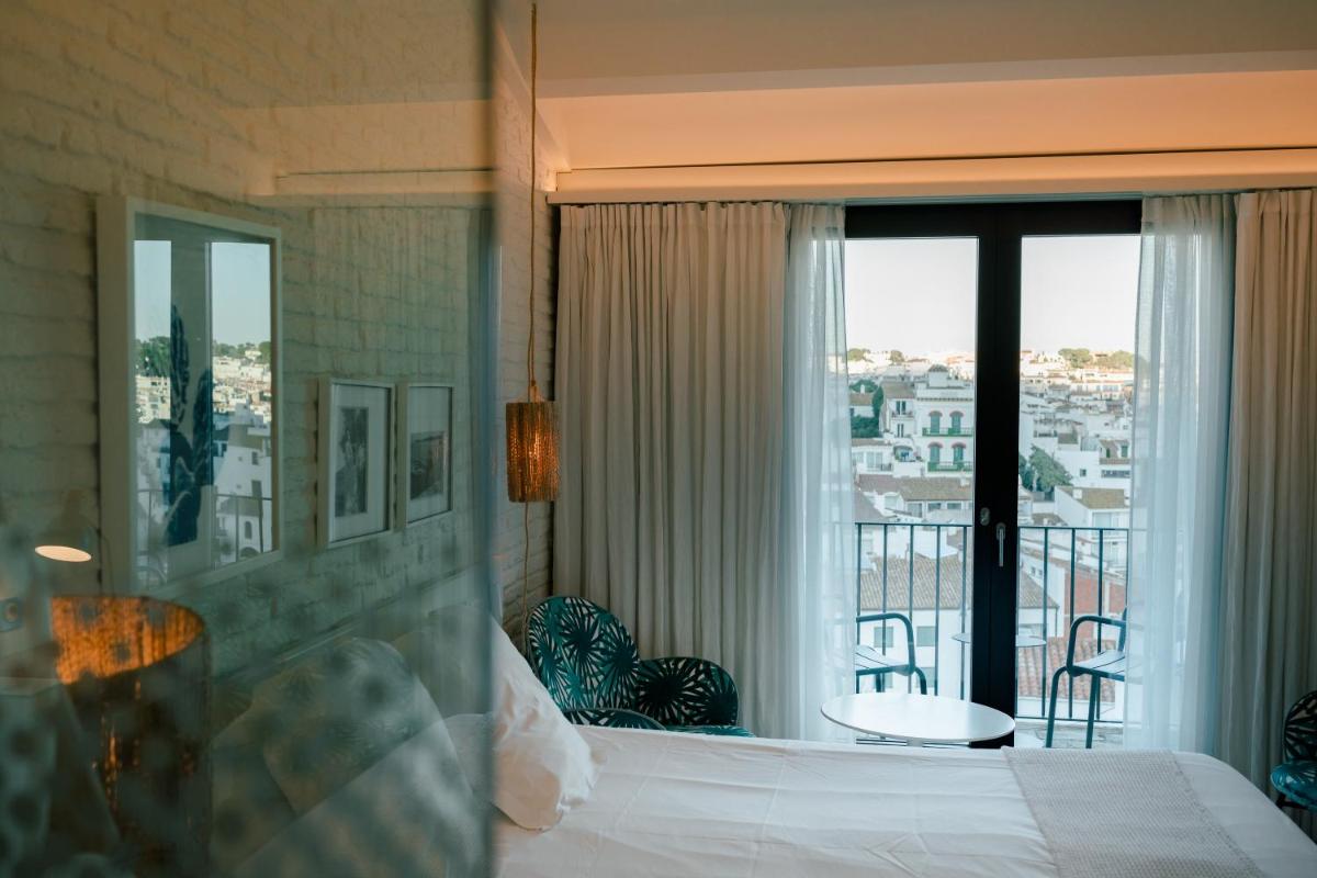 Cama o camas de una habitación en Boutique Hotel Villa Gala by Fimedhotels