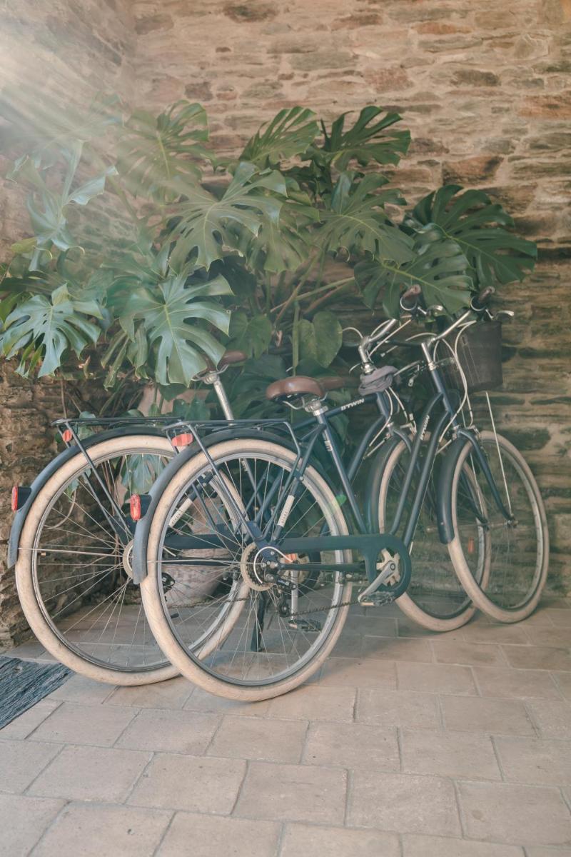 Montar en bicicleta en Boutique Hotel Villa Gala by Fimedhotels o alrededores