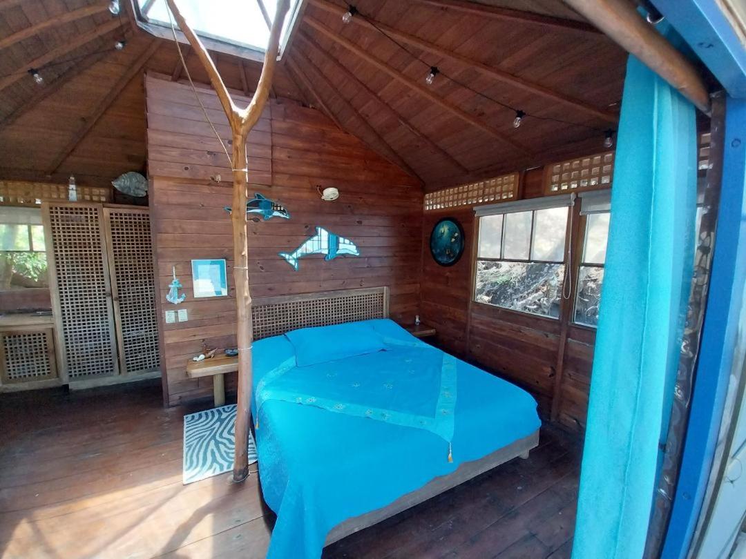 Suitetrails - Beached Bungalow Overlooking the Pacific Ocean