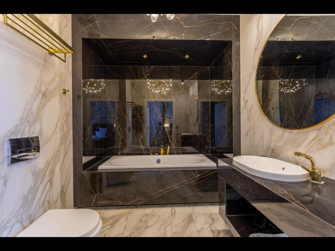 Monte Carlo Boutique Hotel - Housity