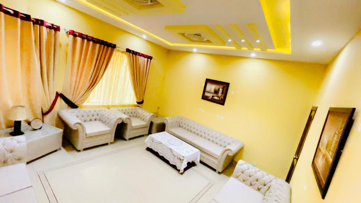 Suitetrails - Mirpur Villa