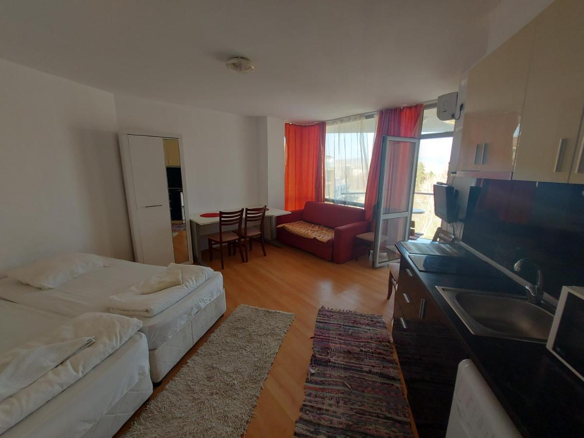 Suitetrails - Studios & Apartments Perla