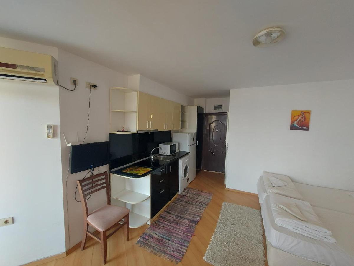 Suitetrails - Studios & Apartments Perla