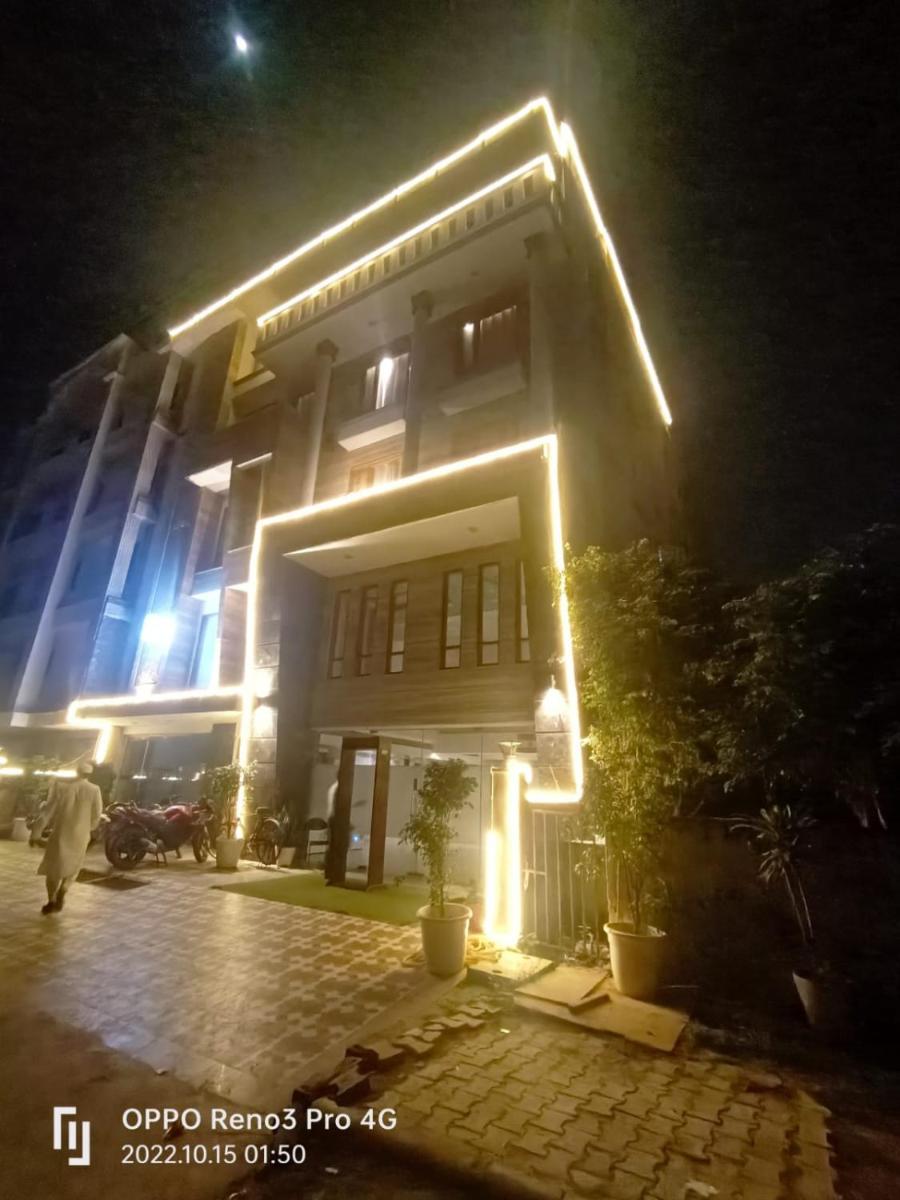 Zen Inn A Luxury Hotel - Housity