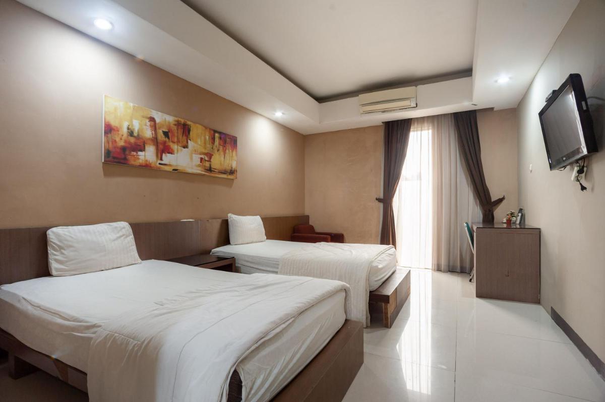 Safwah Bintaro Syariah Mitra RedDoorz - Housity