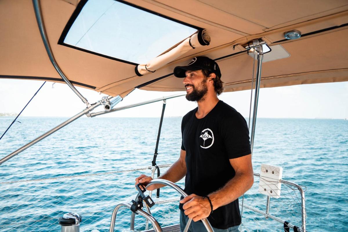 Suitetrails - Private Sailingyacht "Guji" With Crew All Inclusive