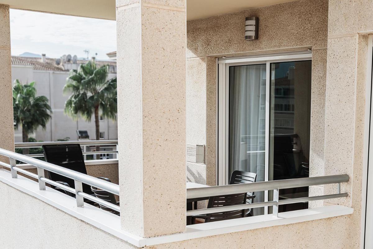 Un balcón o terraza de Nacavi Albir Aparthotel
