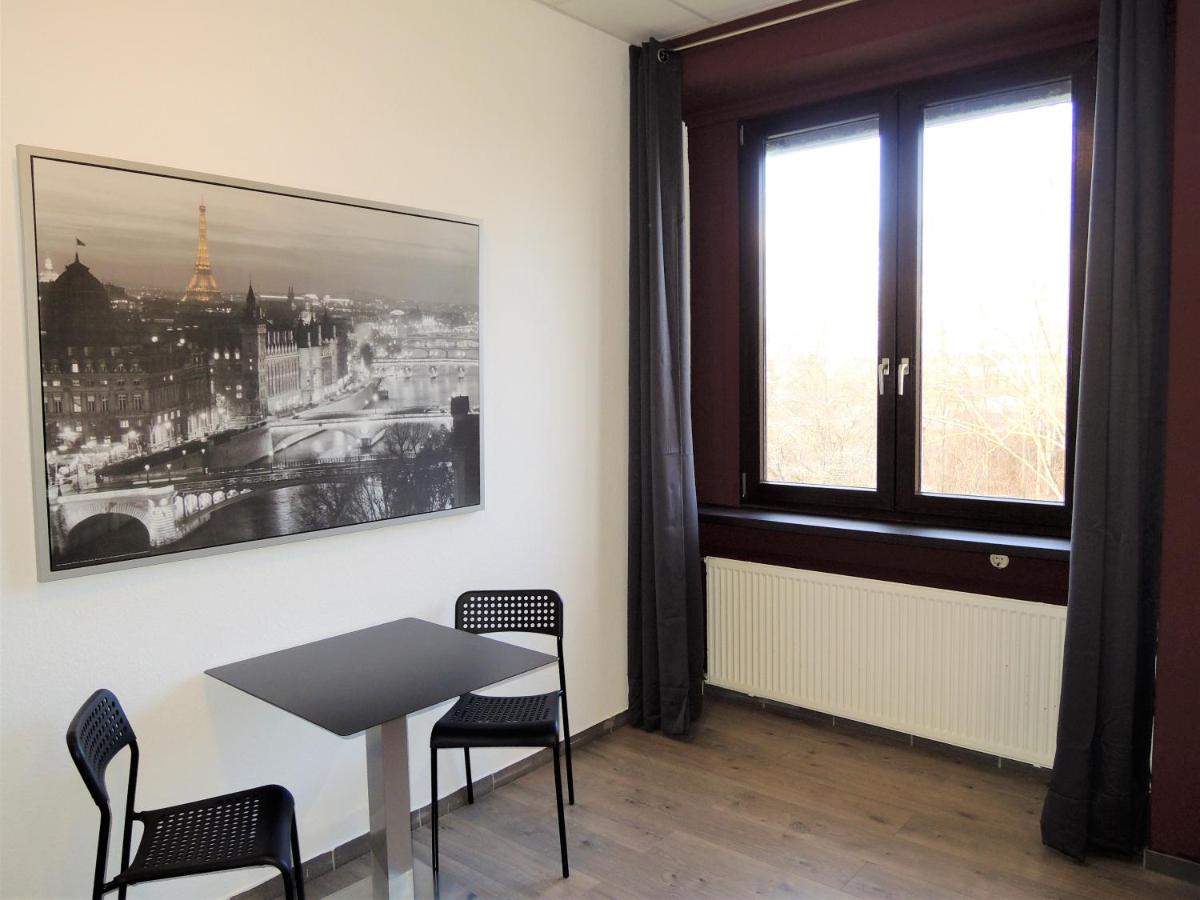 Bett + Fitness - Housity
