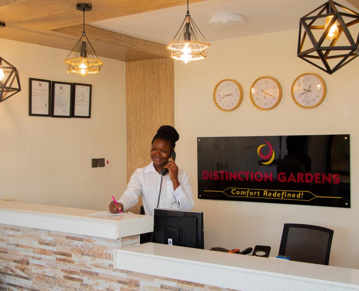 Distinction Gardens - Housity