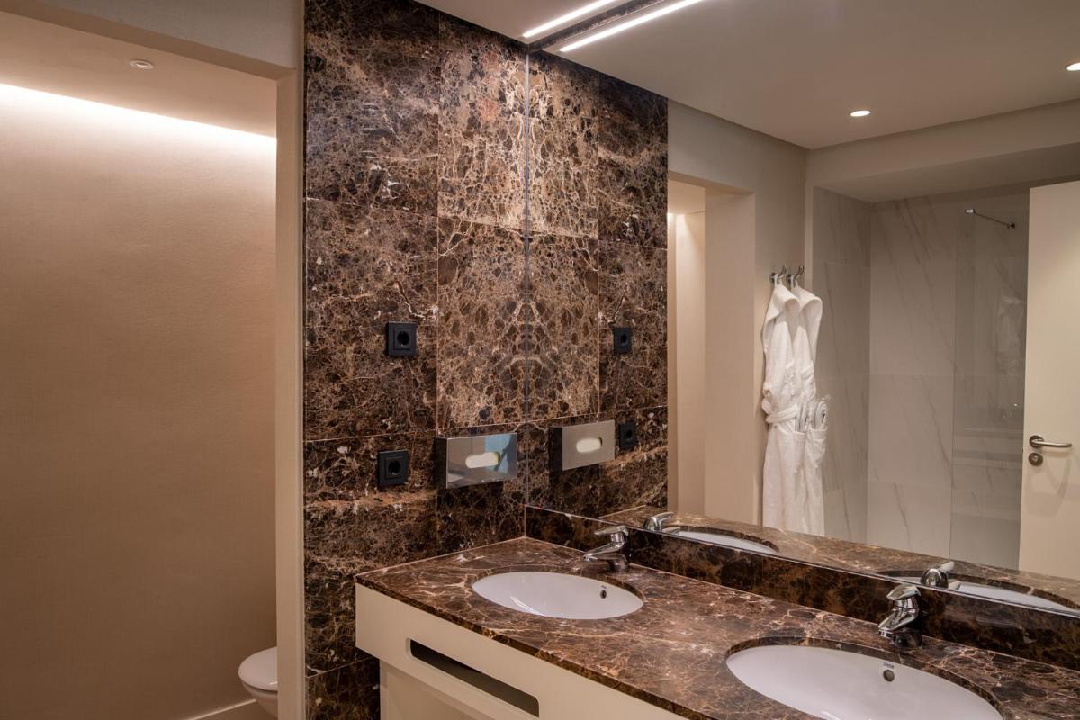 Un baño de Arrecife Gran Hotel & Spa