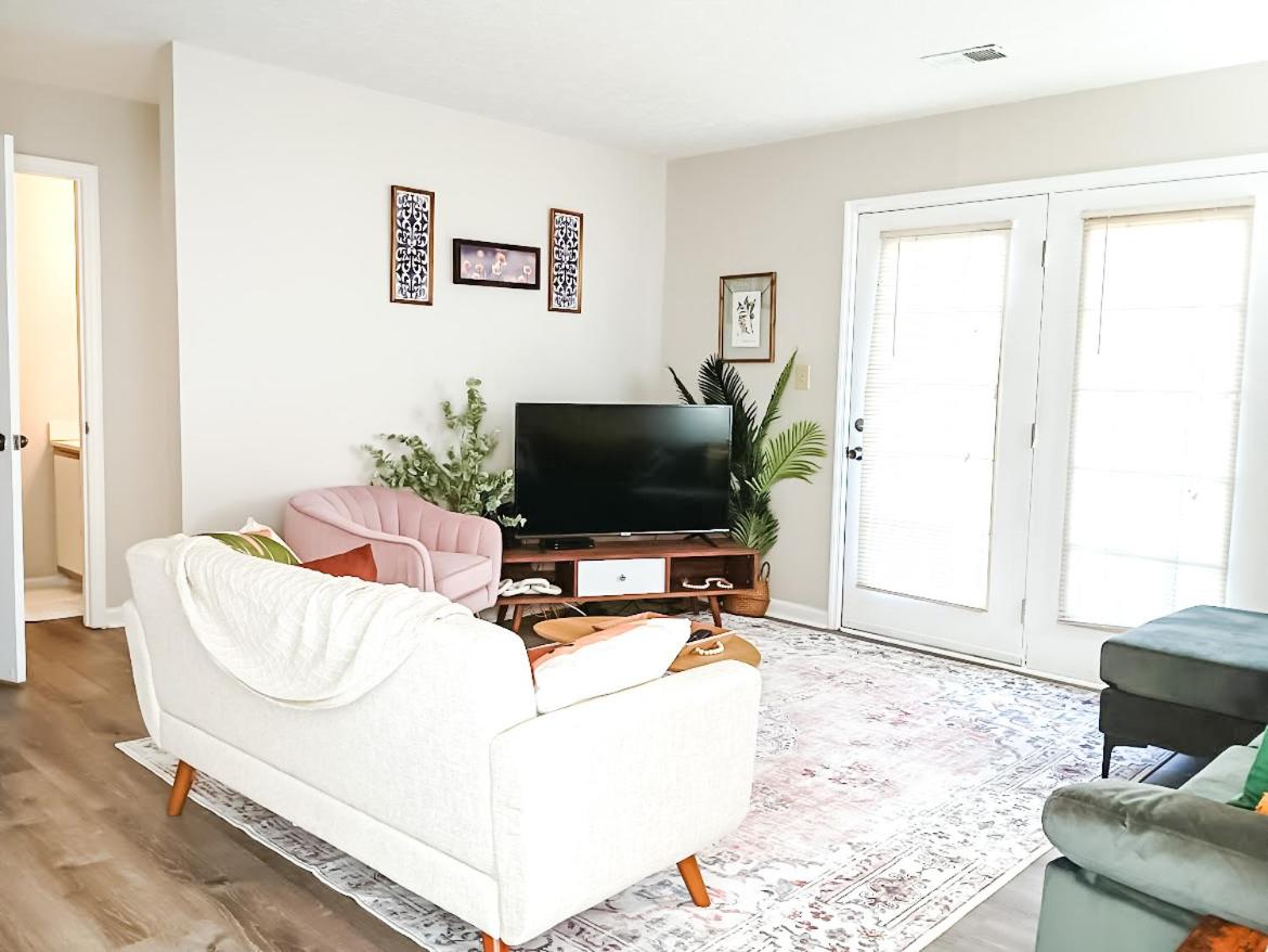 Modern 2 bedroom home in Kingsport - Housity