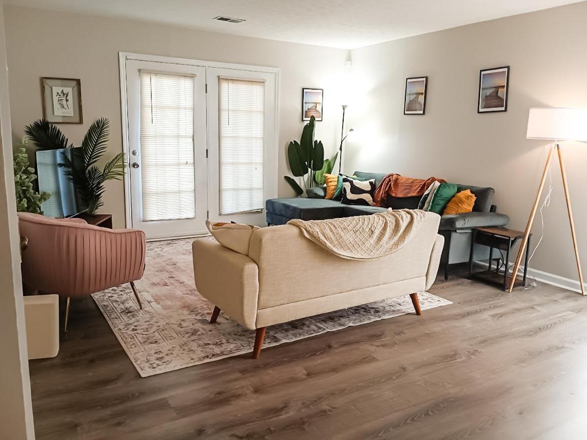 Modern 2 bedroom home in Kingsport - Housity