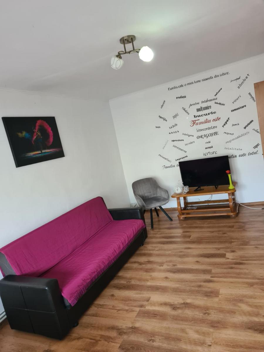 Mall Zone 100mp apartments - Hizvo
