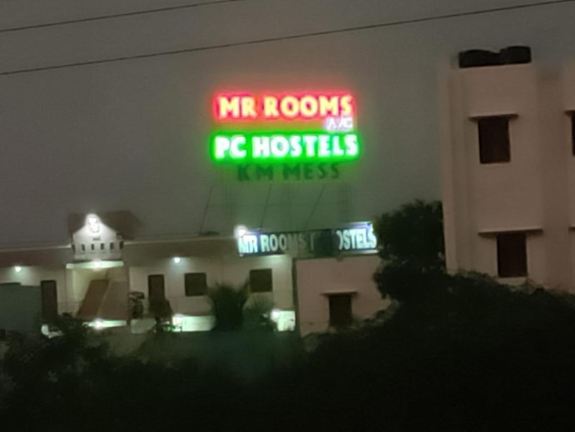 MARVEL RESIDENCY - MR ROOMS - Housity