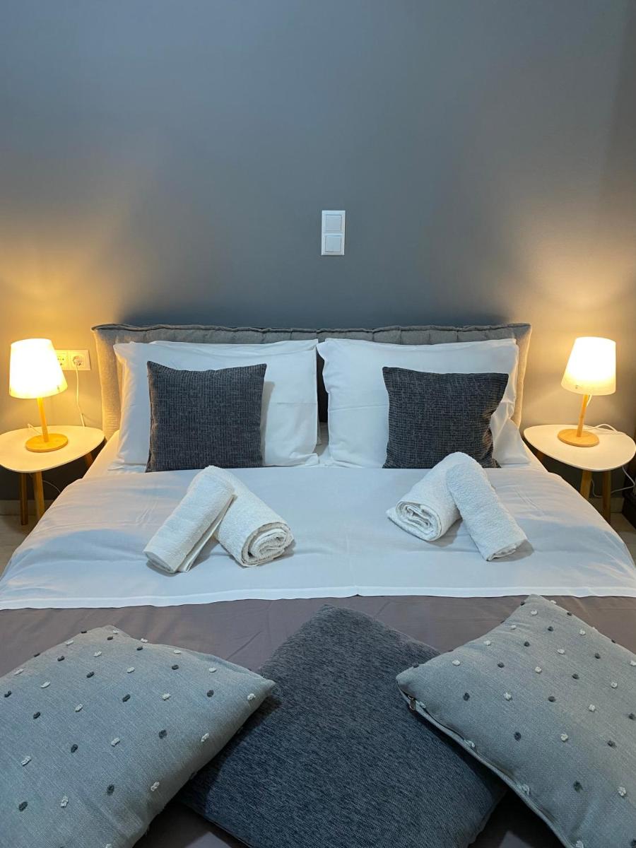 on the square studio - Housity