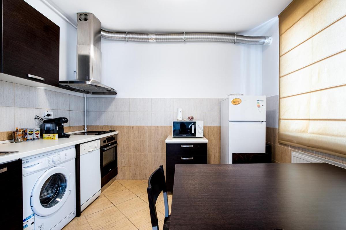 Studio Aviatiei - Housity