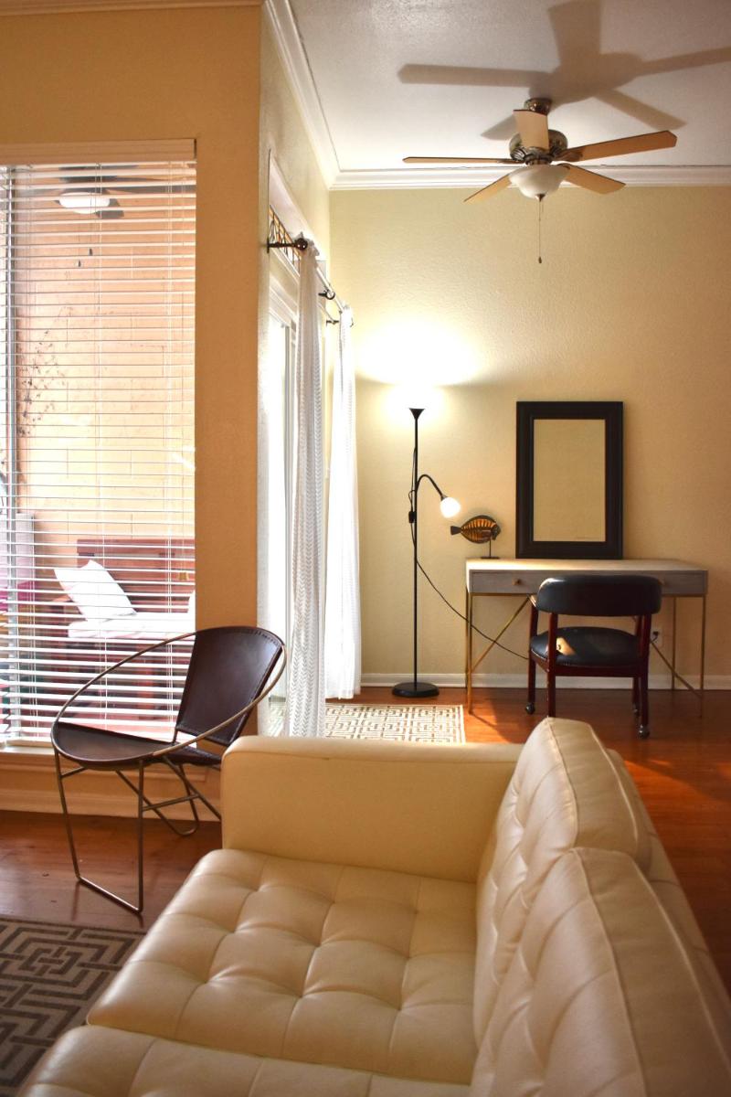 Montrose Pied-à-Terre Apartments Walking Distance to Museums - Housity