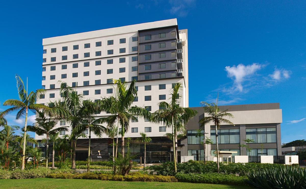 Seda Abreeza Hotel - Housity