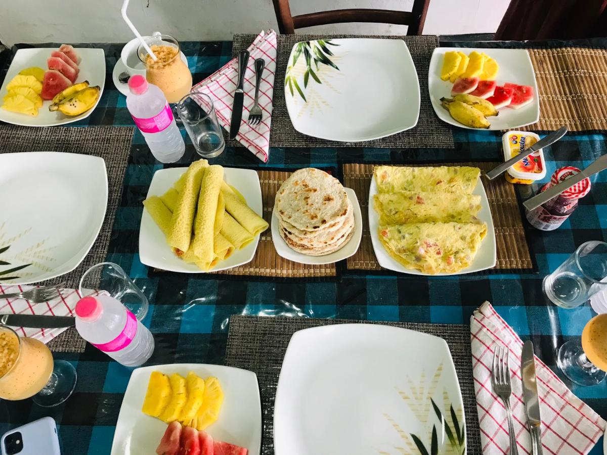 Asiri HomeStay - Housity